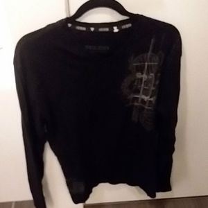 Guess long sleeved tshirt